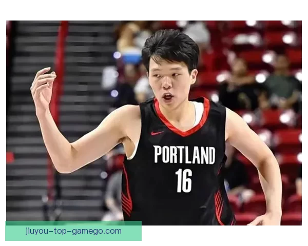 开拓者从混音队召回杨瀚森担任球队新赛季中锋位置 开拓者从混音队召回杨瀚森担任球队新赛季中锋位置